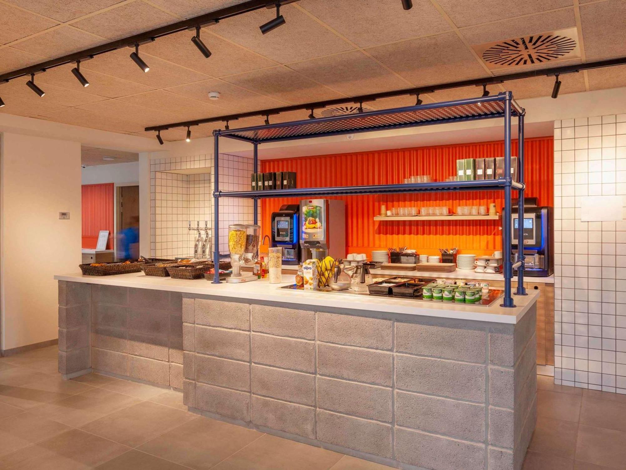 Ibis Budget Mont De Marsan Экстерьер фото